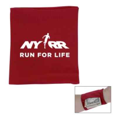 Stretch wristband with pouch