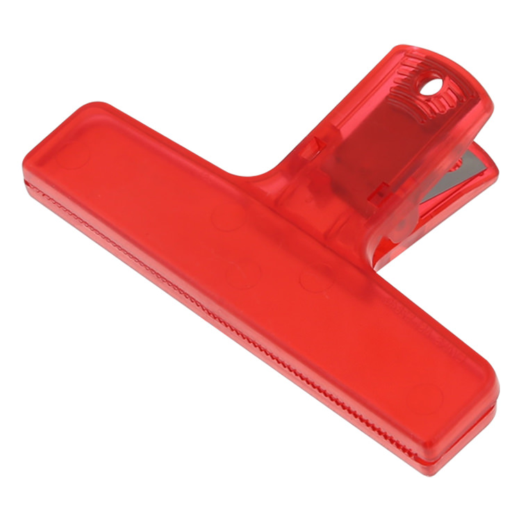 Plastic strong grip chip clip.