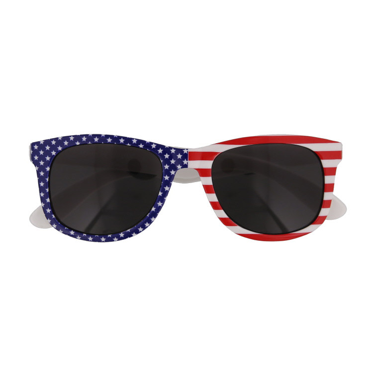 Polycarbonate USA flag patriotic sunglasses.