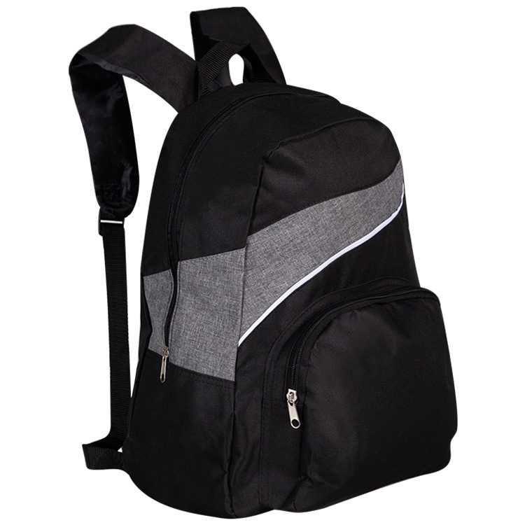 Polycanvas backpack with adjustable shoulder straps.