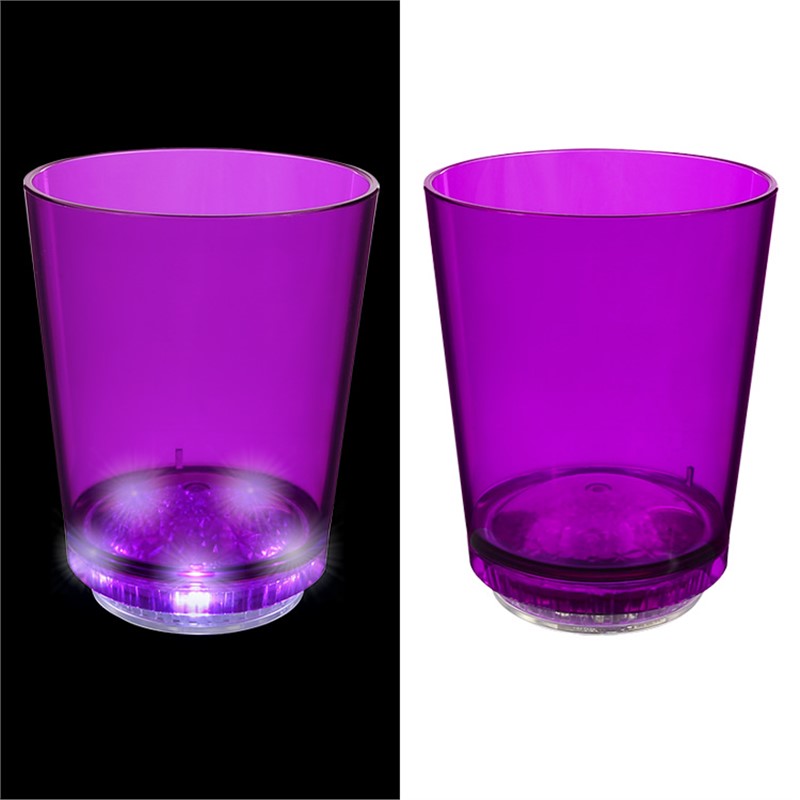 Acrylic drinking glass in 12 ounces.