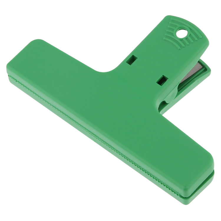 Plastic strong grip magnet chip clip.